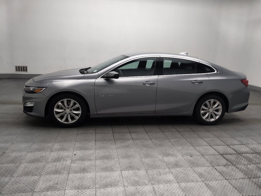 Used 2025 Chevrolet Malibu LT FWD image 2