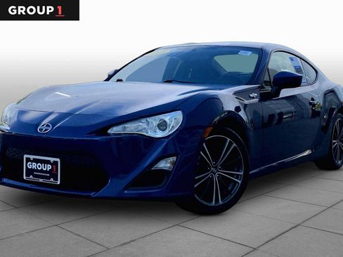Used 2015 Scion FR-S RWD image 1