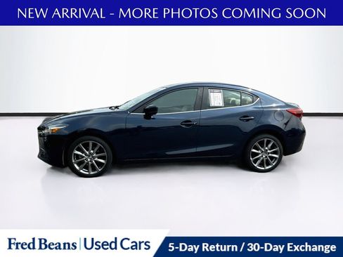 Used 2018 MAZDA MAZDA3 Grand Touring FWD image 4