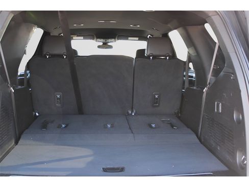 Used 2022 GMC Yukon SLT image 14