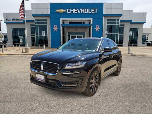 Used 2020 Lincoln Nautilus Reserve w/ Equipment Group 201A image 1
