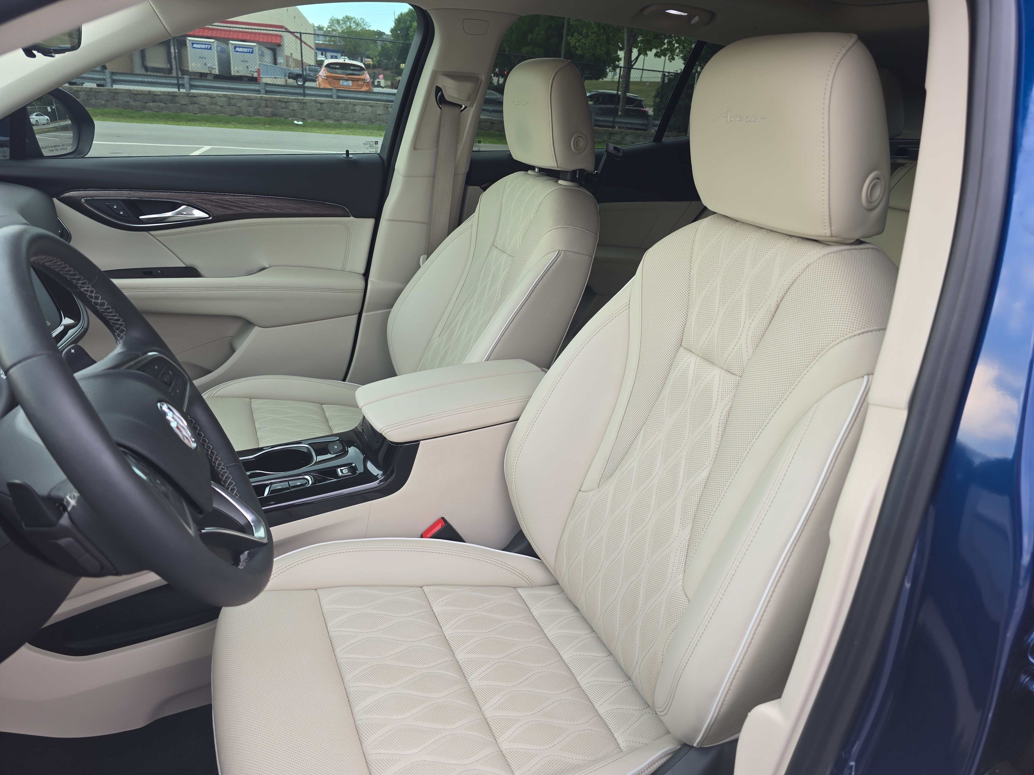 Used 2023 Buick Envision Avenir FWD image 14