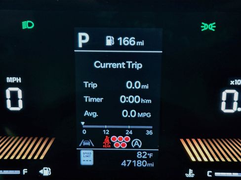 Used 2024 Kia Sorento S FWD image 19