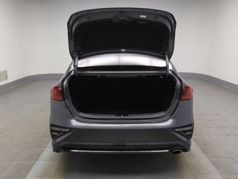 Used 2021 Kia Forte LXS FWD image 29