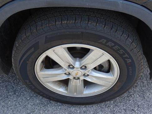 Used 2020 Chevrolet Trax LS w/ Tint and Cruise Package image 11