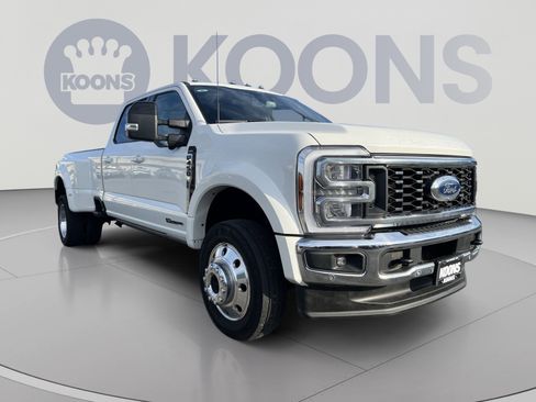Used 2024 Ford F450 Lariat w/ Lariat Ultimate Package AWD/4WD image 18