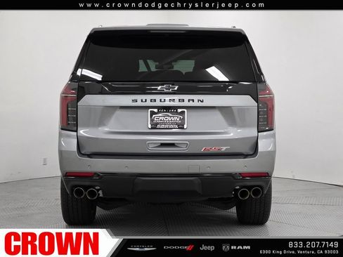 Used 2026 Chevrolet Suburban RST AWD/4WD image 6