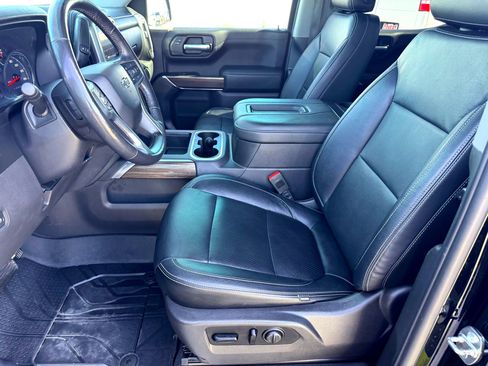 Used 2020 Chevrolet Silverado 1500 LT Trail Boss image 11