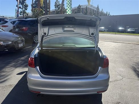 Used 2012 Volkswagen Jetta Sedan FWD image 14