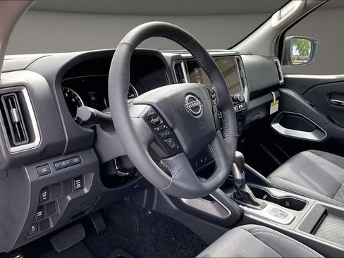 New 2026 Nissan Frontier SV AWD/4WD image 7