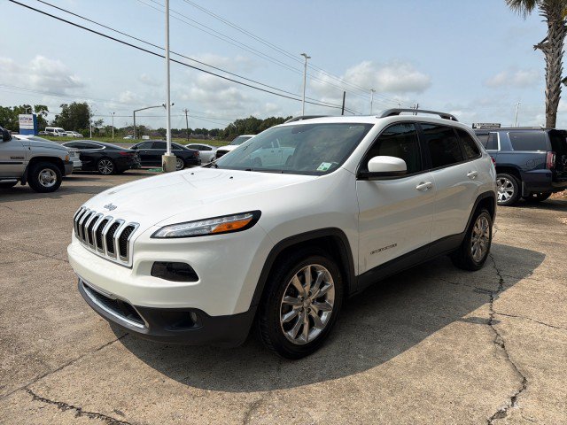 Used 2017 Jeep Cherokee Limited FWD image 10