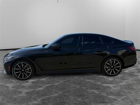 Used 2022 BMW 430i Gran Coupe w/ M Sport Package image 8