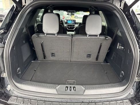 Used 2025 Ford Explorer ST-Line AWD/4WD image 21