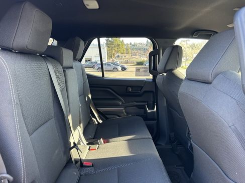 New 2026 Toyota 4Runner SR5 image 14