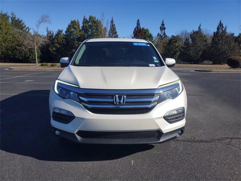 Certified 2017 Honda Pilot EX image 2