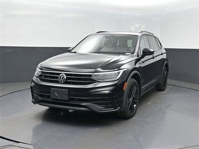 Used 2022 Volkswagen Tiguan SE R-Line