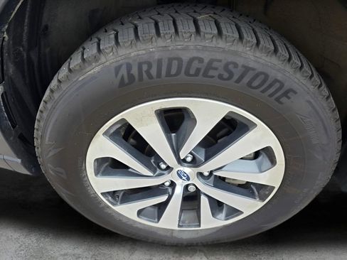 Used 2023 Subaru Outback Premium AWD/4WD image 17