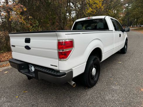Used 2014 Ford F150 XL w/ Trailer Tow Package image 3