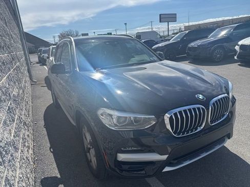 Used 2021 BMW X3 xDrive30i w/ Premium Package image 4