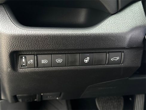 New 2025 Toyota RAV4 XLE image 21