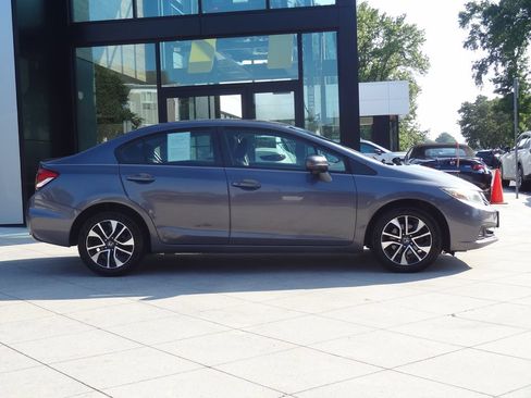 Used 2015 Honda Civic EX image 2