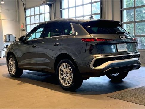 New 2026 Audi Q3 quattro 2.0T AWD/4WD image 3