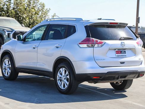 Used 2016 Nissan Rogue SV FWD image 7