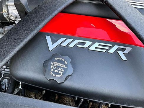 Used 2017 Dodge Viper GTC w/ GTS Interior Package RWD image 29
