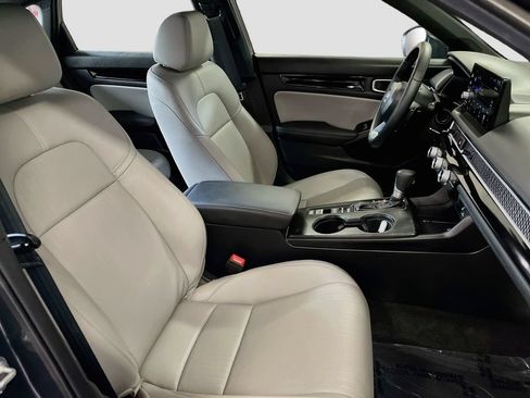 Used 2025 Honda Civic Sport Touring image 29