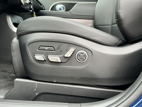 New 2026 Hyundai Ioniq 9 Limited image 14