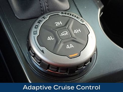 Used 2025 Ford Bronco Badlands AWD/4WD image 18