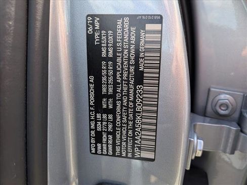 Used 2019 Porsche Macan image 26