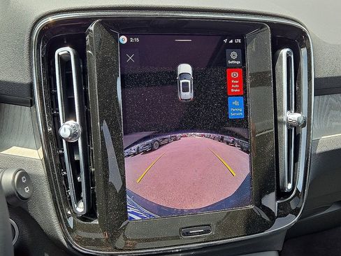New 2026 Volvo XC40 B4 Core FWD image 27