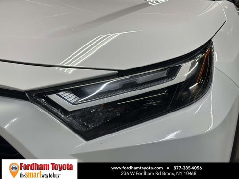 Used 2024 Toyota RAV4 LE image 10