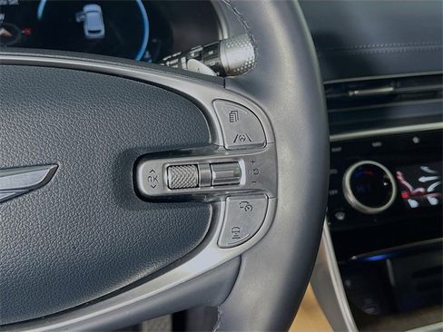 Used 2023 Genesis GV80 2.5T w/ Prestige Package image 17