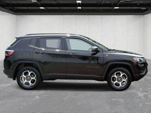 Certified 2022 Jeep Compass Trailhawk w/ Trailhawk Convenience Group AWD/4WD image 6