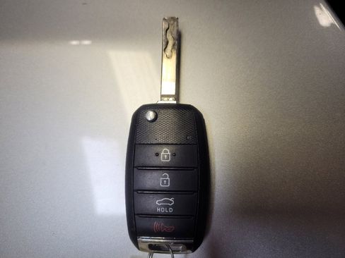 Used 2017 Kia Optima LX w/ Option Group 014 image 32