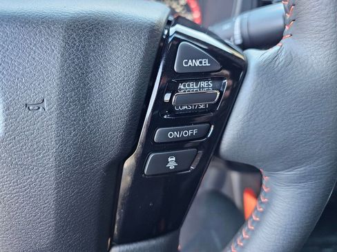 Used 2023 Nissan Frontier PRO-4X image 23