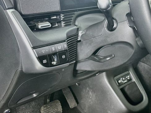 Used 2025 Hyundai Ioniq 5 SEL RWD image 17
