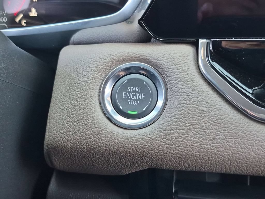 New 2026 GMC Canyon Denali AWD/4WD image 16
