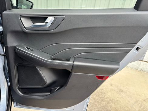 Used 2022 Ford Escape SEL image 29