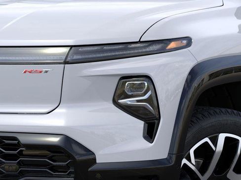 New 2025 Chevrolet Silverado EV RST image 10