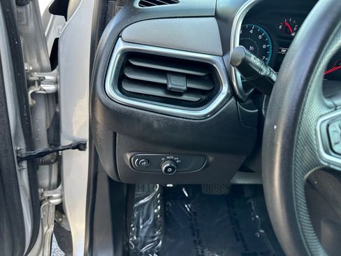 Used 2020 Chevrolet Equinox LS AWD/4WD image 13