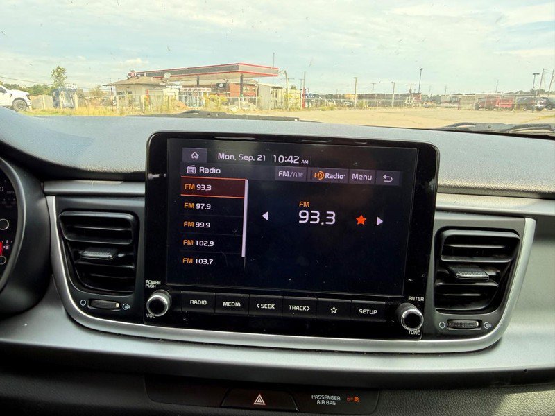 Used 2022 Kia Rio LX FWD image 11