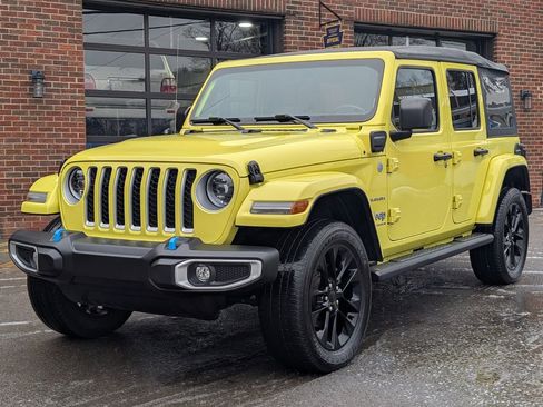 Used 2023 Jeep Wrangler Sahara w/ Cold Weather Group image 1