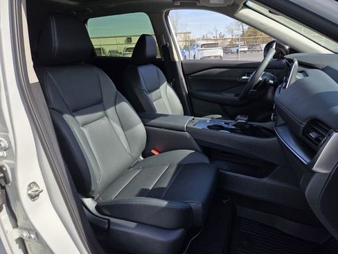 New 2026 Nissan Rogue Dark Armor image 10