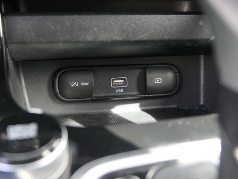 Used 2022 Kia Seltos S image 21