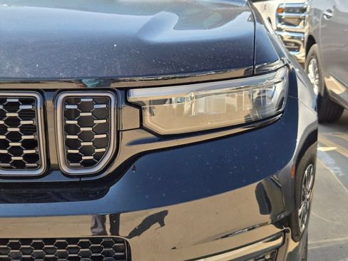 Used 2024 Jeep Grand Cherokee L Summit AWD/4WD image 24