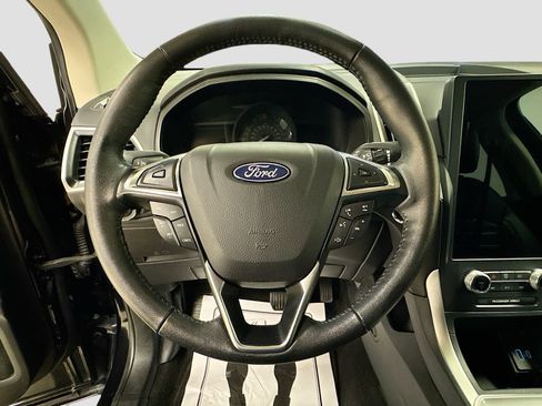 Used 2024 Ford Edge SEL AWD/4WD image 11