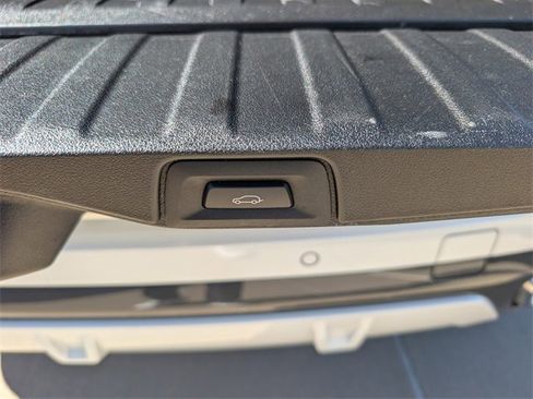 Used 2019 BMW X5 xDrive40i w/ M Sport Package image 14